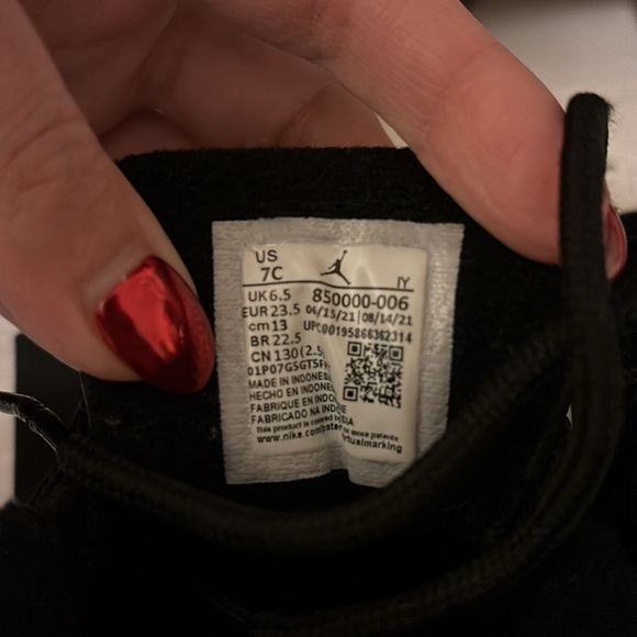 Jordan 12 retro toddler size 7 - Picture 7 of 10